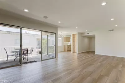 4487 Colbath #309, Sherman Oaks, CA 91423 - Photo 6