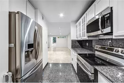 1900 Vine Street #212, Los Angeles, CA 90068 - Photo 14