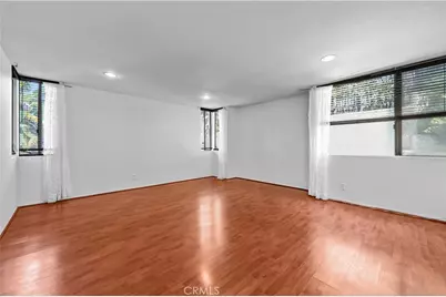 1900 Vine Street #212, Los Angeles, CA 90068 - Photo 16