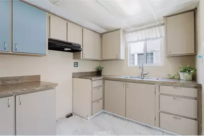 826 E Lomita Avenue, Glendale, CA 91205 - Photo 16
