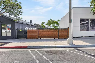 9939 Commerce Avenue, Tujunga, CA 91042 - Photo 22