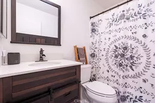 26971 Flo, Canyon Country, CA 91351 - Photo 32