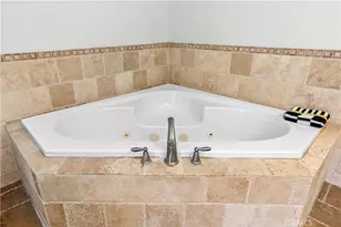 6920 Valmont, Tujunga, CA 91042 - Photo 60
