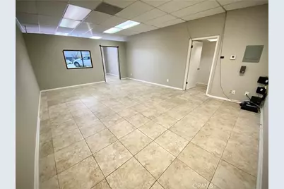 3857 Foothill Blvd #02, La Crescenta, CA 91214 - Photo 6