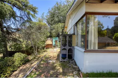 9940 Sunland Boulevard, Shadow Hills, CA 91040 - Photo 14