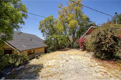 9940 Sunland Boulevard, Shadow Hills, CA 91040 - Photo 26