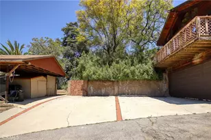 9940 Sunland Blvd, Shadow Hills, CA 91040 - Photo 24