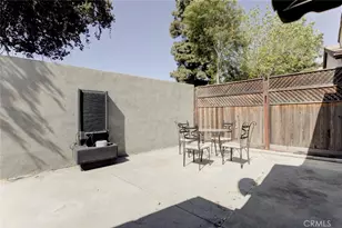 8227 Grenoble, Sunland, CA 91040 - Photo 34