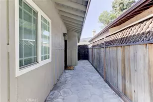 8227 Grenoble, Sunland, CA 91040 - Photo 4