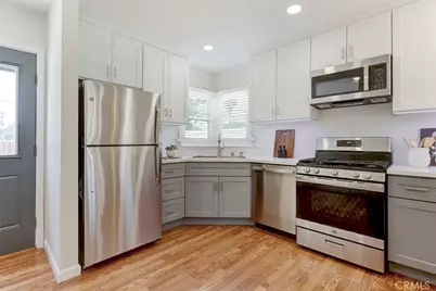 6413 Jamieson, Reseda, CA 91335 - Photo 10