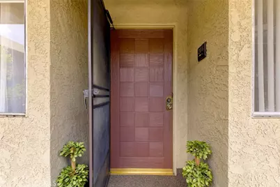 125 W Mountain Street #216, Glendale, CA 91202 - Photo 2