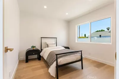 8133 Brimfield Avenue, Panorama City, CA 91402 - Photo 22
