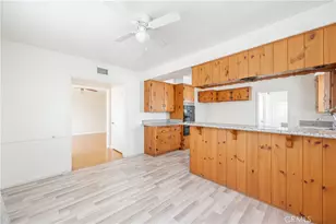 15439 Hart St, Van Nuys, CA 91406 - Photo 18