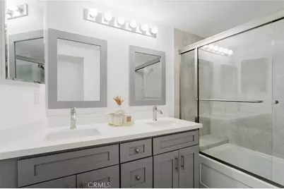 435 E Valencia #105, Burbank, CA 91501 - Photo 26