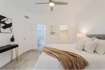 435 E Valencia #105, Burbank, CA 91501 - Photo 24
