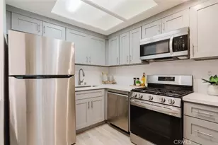435 E Valencia, Burbank, CA 91501 - Photo 14