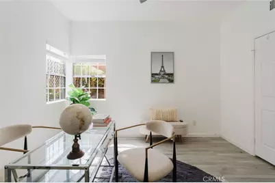 435 E Valencia #105, Burbank, CA 91501 - Photo 18