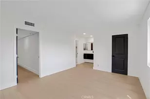 17150 Burbank, Encino, CA 91316 - Photo 22