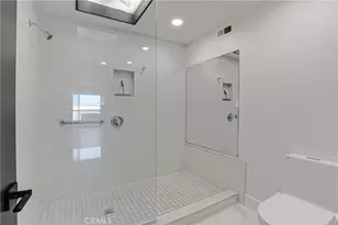 17150 Burbank, Encino, CA 91316 - Photo 20