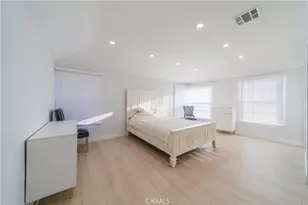 902 E Walnut Ave, Burbank, CA 91501 - Photo 10