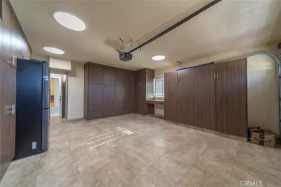 902 E Walnut Avenue, Burbank, CA 91501 - Photo 22