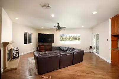 1595 E Avenida De Las Flores, Thousand Oaks, CA 91362 - Photo 4