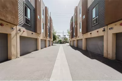 14104 W Monroe Place, Van Nuys, CA 91405 - Photo 8
