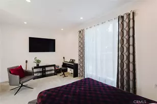 14104 W Monroe Pl, Van Nuys, CA 91405 - Photo 48