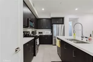 14104 W Monroe Pl, Van Nuys, CA 91405 - Photo 26