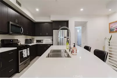 14104 W Monroe Place, Van Nuys, CA 91405 - Photo 28