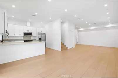 10024 Norwich Avenue, Mission Hills (San Fernando), CA 91345 - Photo 24