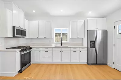 10024 Norwich Avenue, Mission Hills (San Fernando), CA 91345 - Photo 38