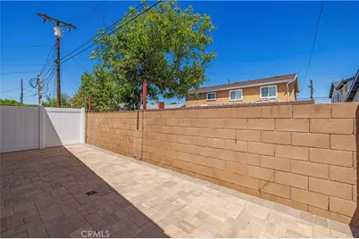 10024 Norwich Avenue, Mission Hills (San Fernando), CA 91345 - Photo 46