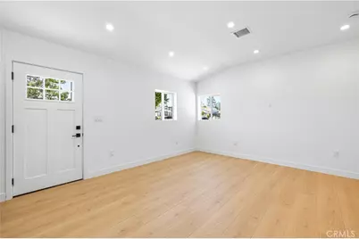 10024 Norwich Avenue, Mission Hills (San Fernando), CA 91345 - Photo 42