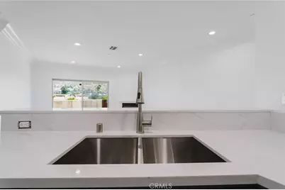 1515 Grismer Avenue #302, Burbank, CA 91504 - Photo 16