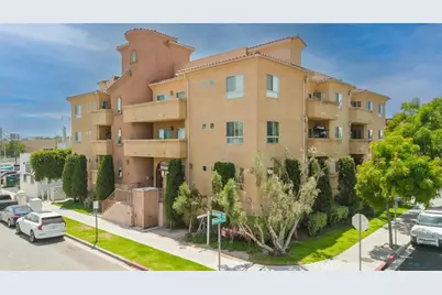 1515 Grismer Avenue #302, Burbank, CA 91504 - Photo 1