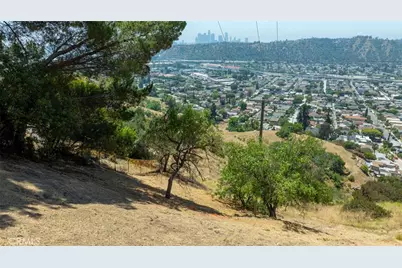 860 W Avenue 37, Mount Washington, CA 90065 - Photo 4