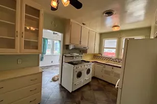 5620 Murietta Ave, Van Nuys, CA 91401 - Photo 14