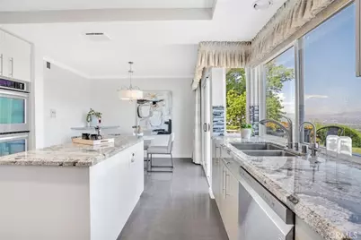 20138 Greenbriar, Tarzana, CA 91356 - Photo 22
