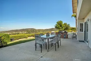 20138 Greenbriar, Tarzana, CA 91356 - Photo 44