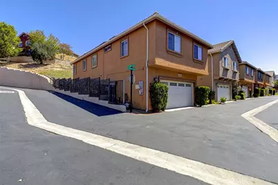 14035 Bryant, Sylmar, CA 91342 - Photo 2