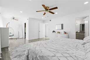 8801 Cedros Ave, Panorama City, CA 91402 - Photo 22