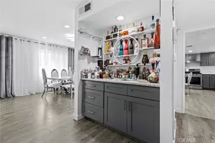 8801 Cedros Ave, Panorama City, CA 91402 - Photo 10