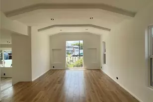 1713 W Alameda Ave, Burbank, CA 91506 - Photo 2