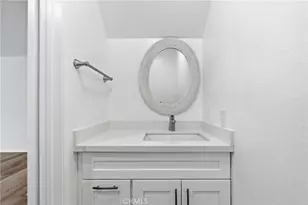 22137 Burbank, Woodland Hills, CA 91367 - Photo 6