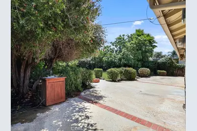 6564 Cleomoore, West Hills, CA 91307 - Photo 30