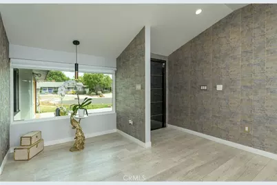 16964 Knapp Street, Northridge, CA 91343 - Photo 12