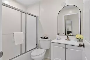 305 E Valencia, Burbank, CA 91502 - Photo 46