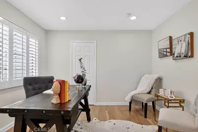 305 E Valencia #J, Burbank, CA 91502 - Photo 36