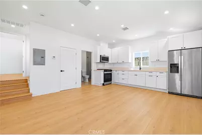 10024 Norwich Avenue, Mission Hills (San Fernando), CA 91345 - Photo 40
